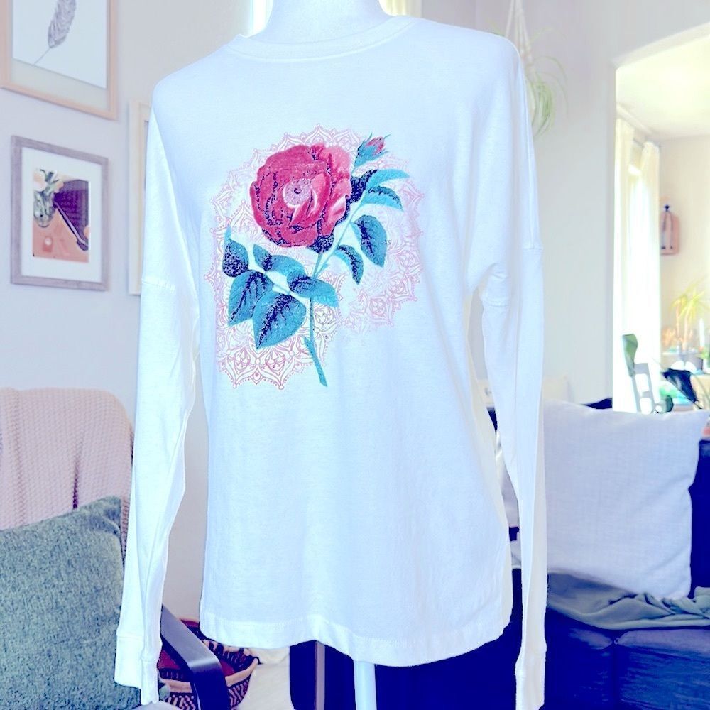 NWT Aeropostale Long Sleeve Tee Rose Print Crew Neck Floral Loose Fit Ivory XS - Picture 9 of 10